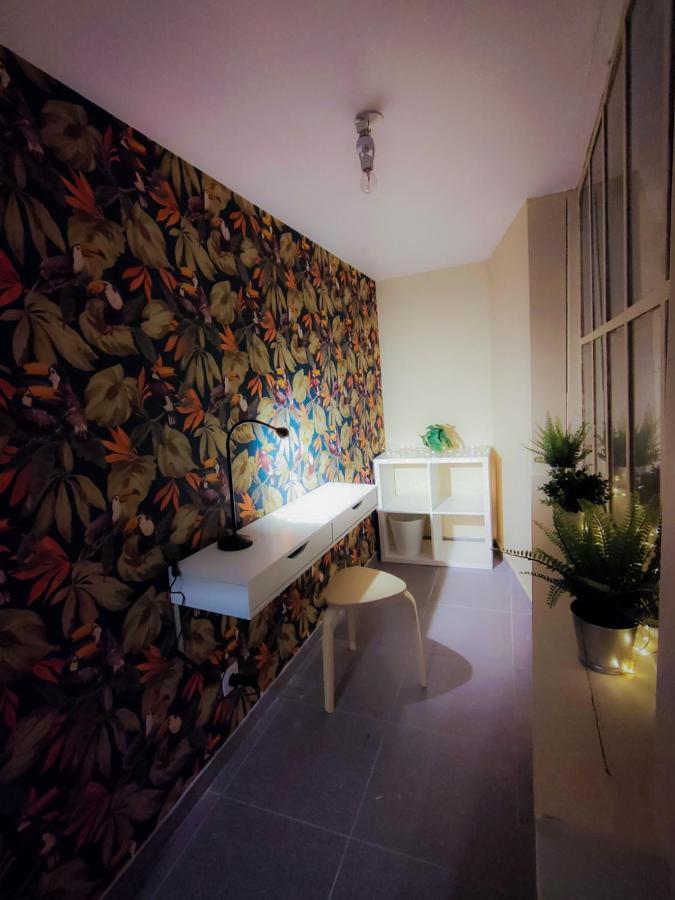 L'Echappee Belle - Terrasse 25M2 - Centre Ville - Lit Queen Size サン・クエンティン エクステリア 写真